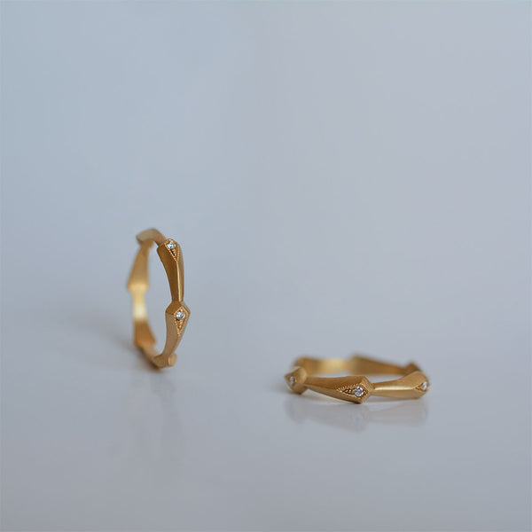 Six kites ring - 18k solid gold & diamonds