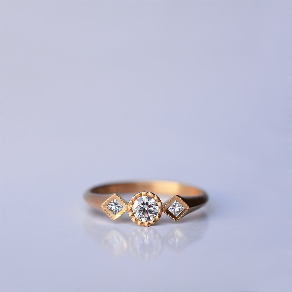 Double Rhombus Ring - 18k solid gold & Diamonds