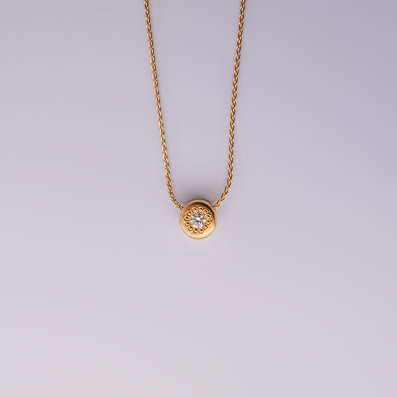 Diamond basic necklace - 18k solid gold