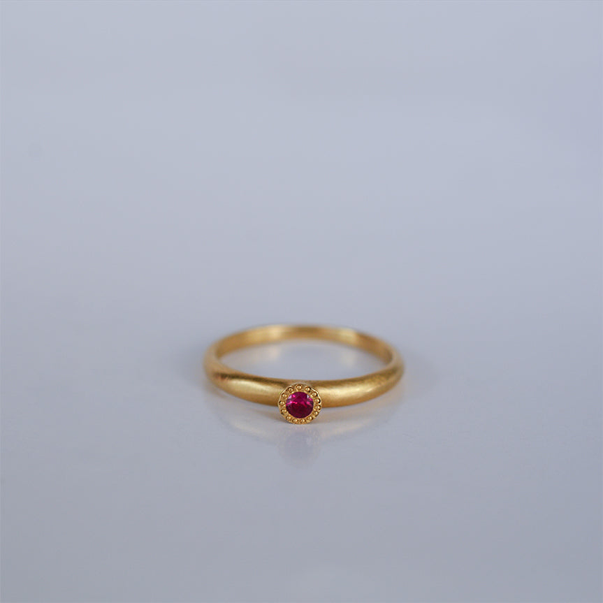 Ruby ring - 18k solid gold