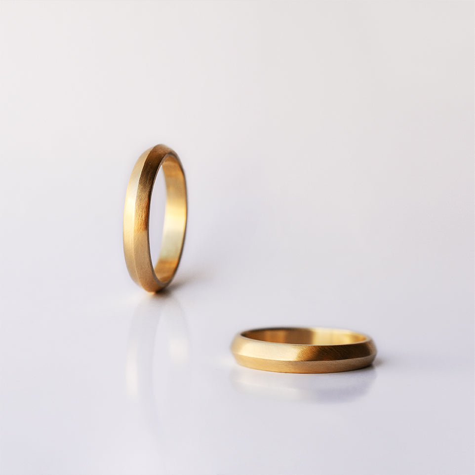 Triangle Wedding Ring - solid gold