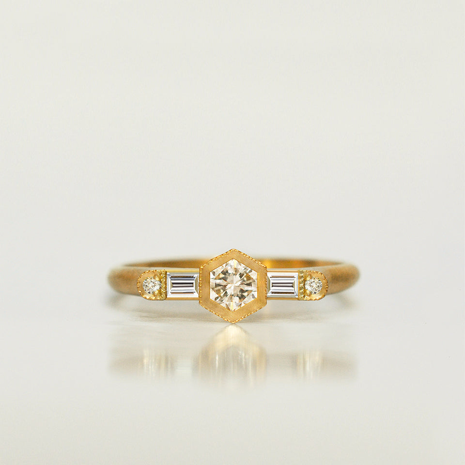 Hexagon baguette Ring - 18k gold & Diamonds