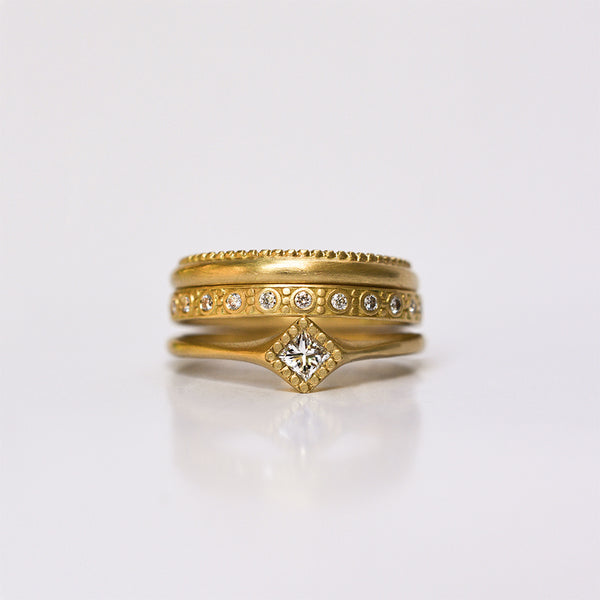Rhombus ring - 18k solid gold & diamond