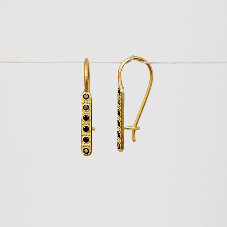 Decorated earrings - 18k solid gold & black diamonds