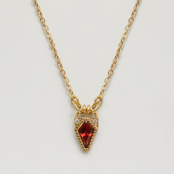 Red Arrowhead necklace - 18k solid gold & Garnet
