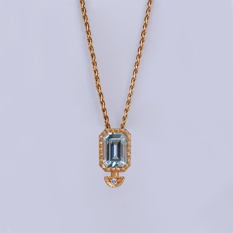 Aquamarine Rectangle necklace - 18k solid gold